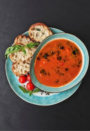 zuppa di pomodori arrostiti con finocchi