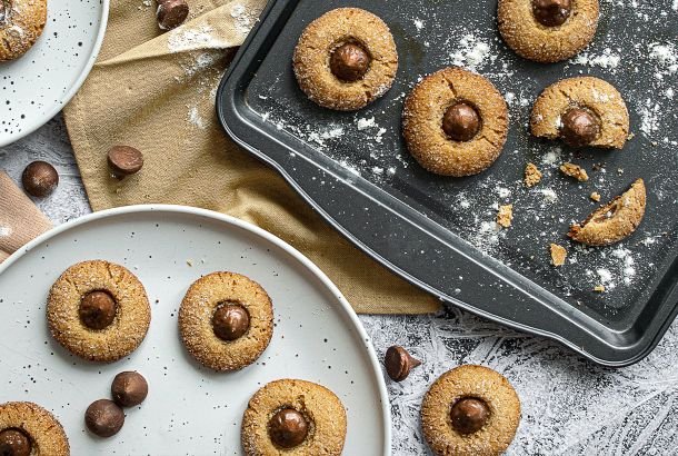 cucinare i biscotti di natale con i bambini