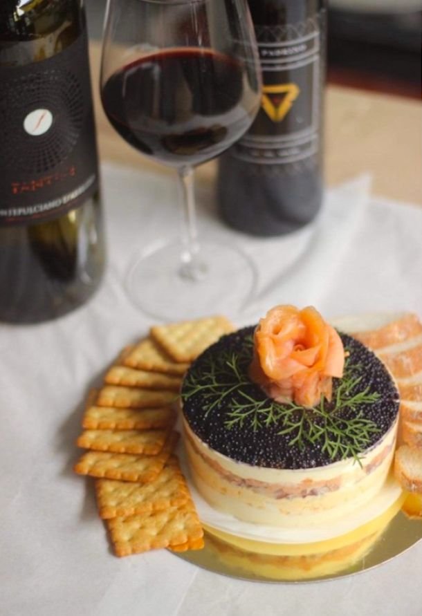 Ricetta torta con salmone e caviale 1 Torta al salmone e caviale 1900Cucina