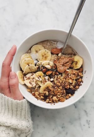 smoothie bowl di mele e banane 2